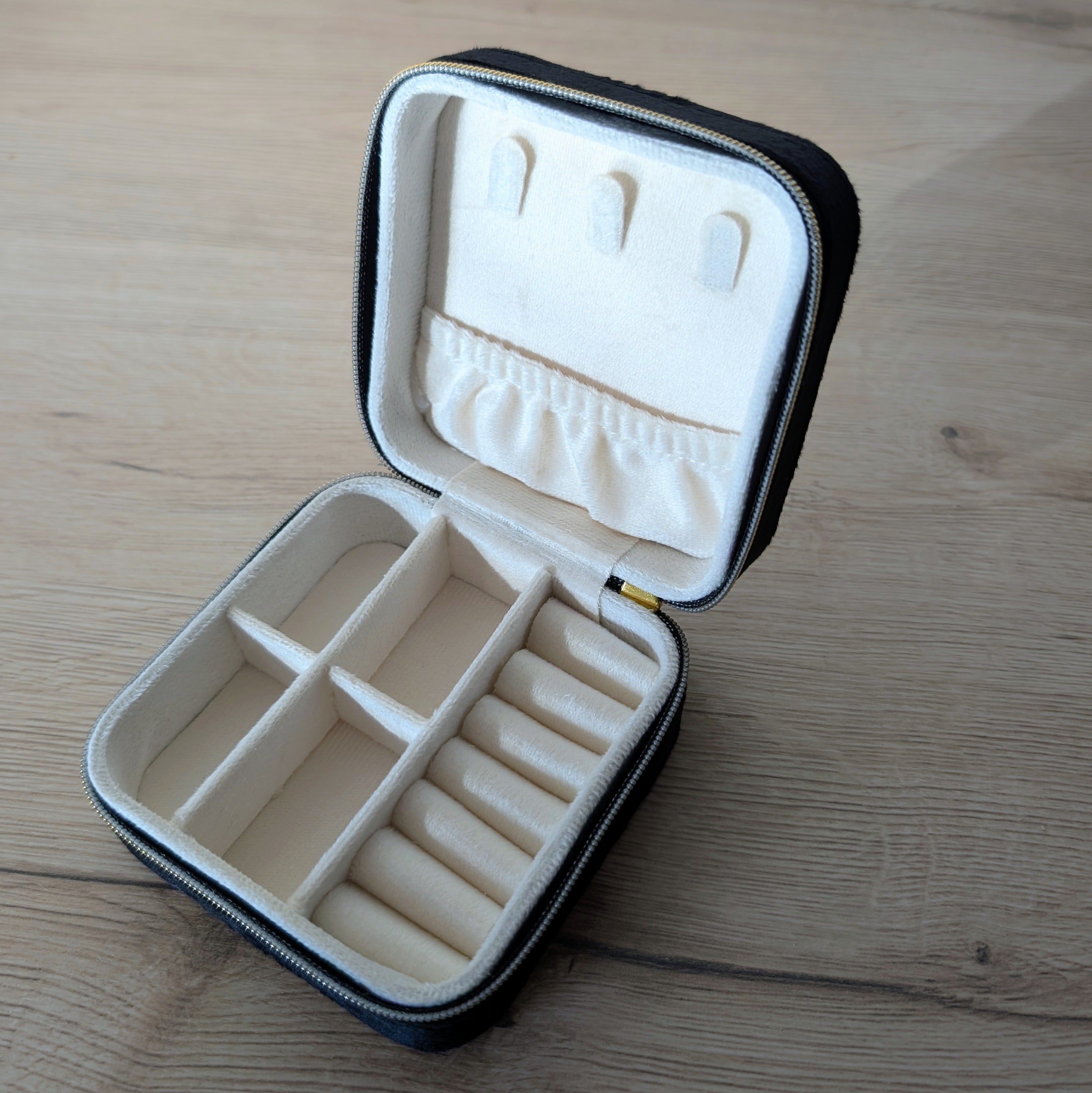 Schmuckcase – quadratisch - schwarz