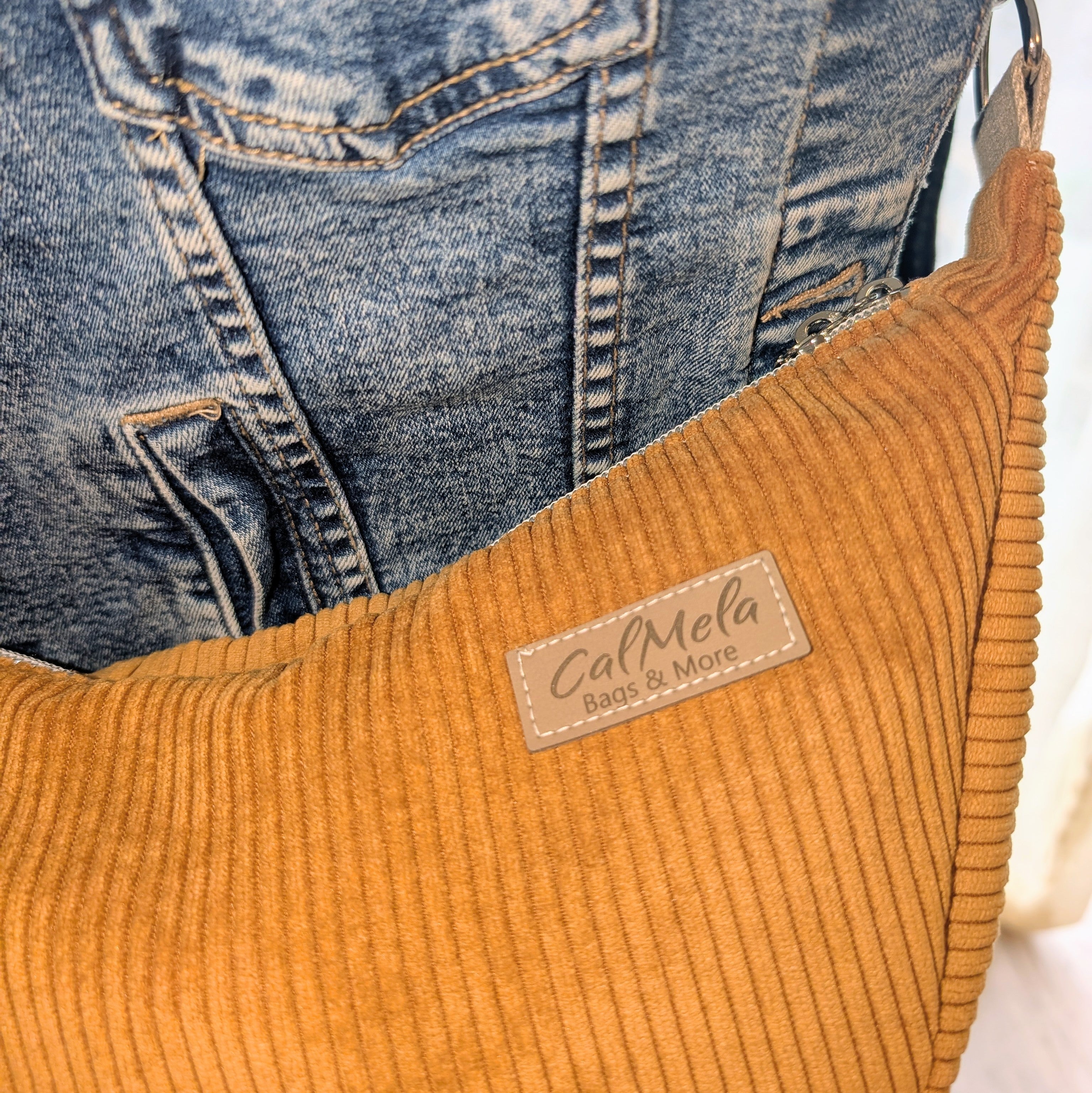MOONBAG TERRACOTTA – CORD