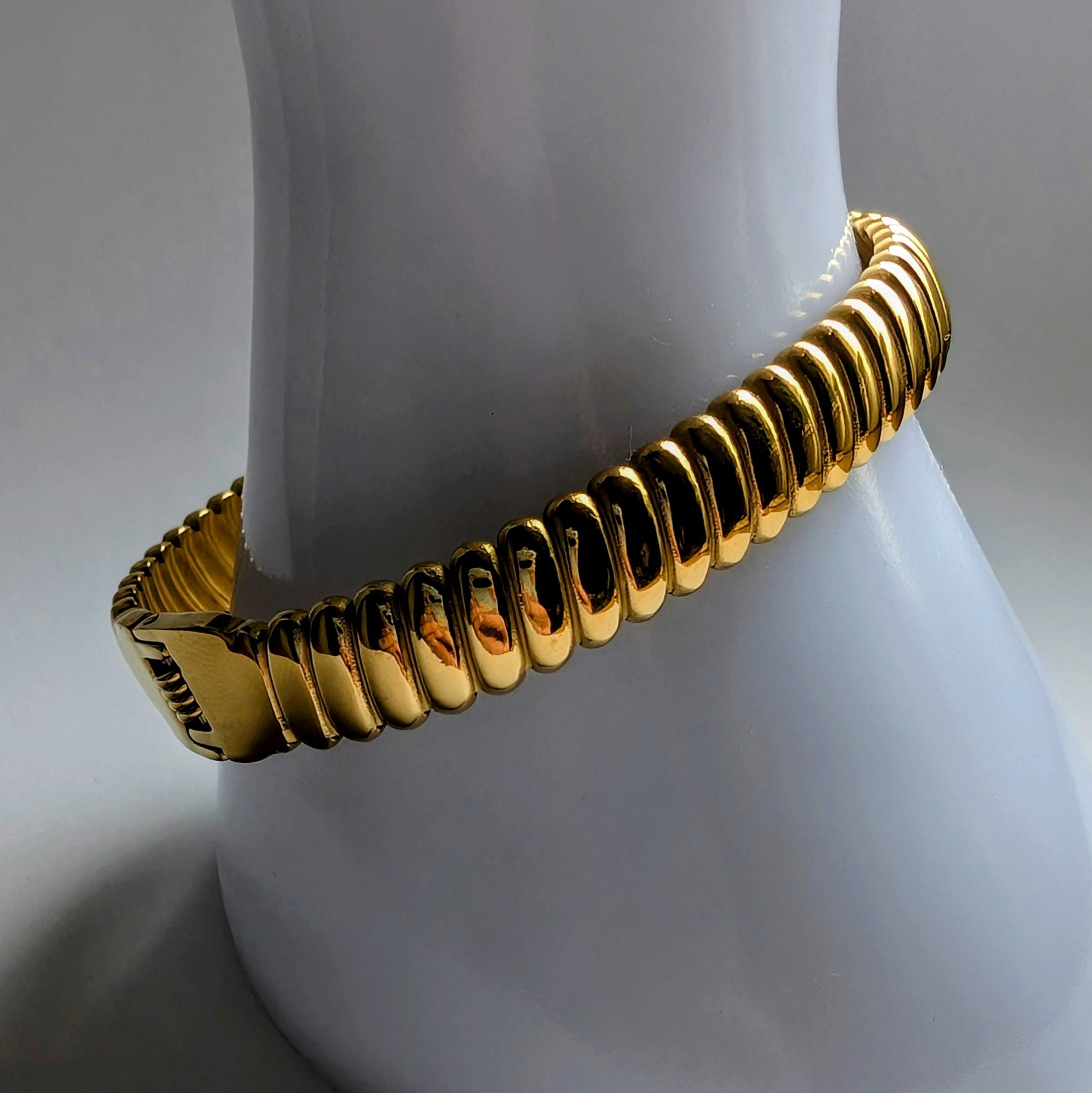 Edelstahl-Armreifen – Gold, offener Cuff-Style
