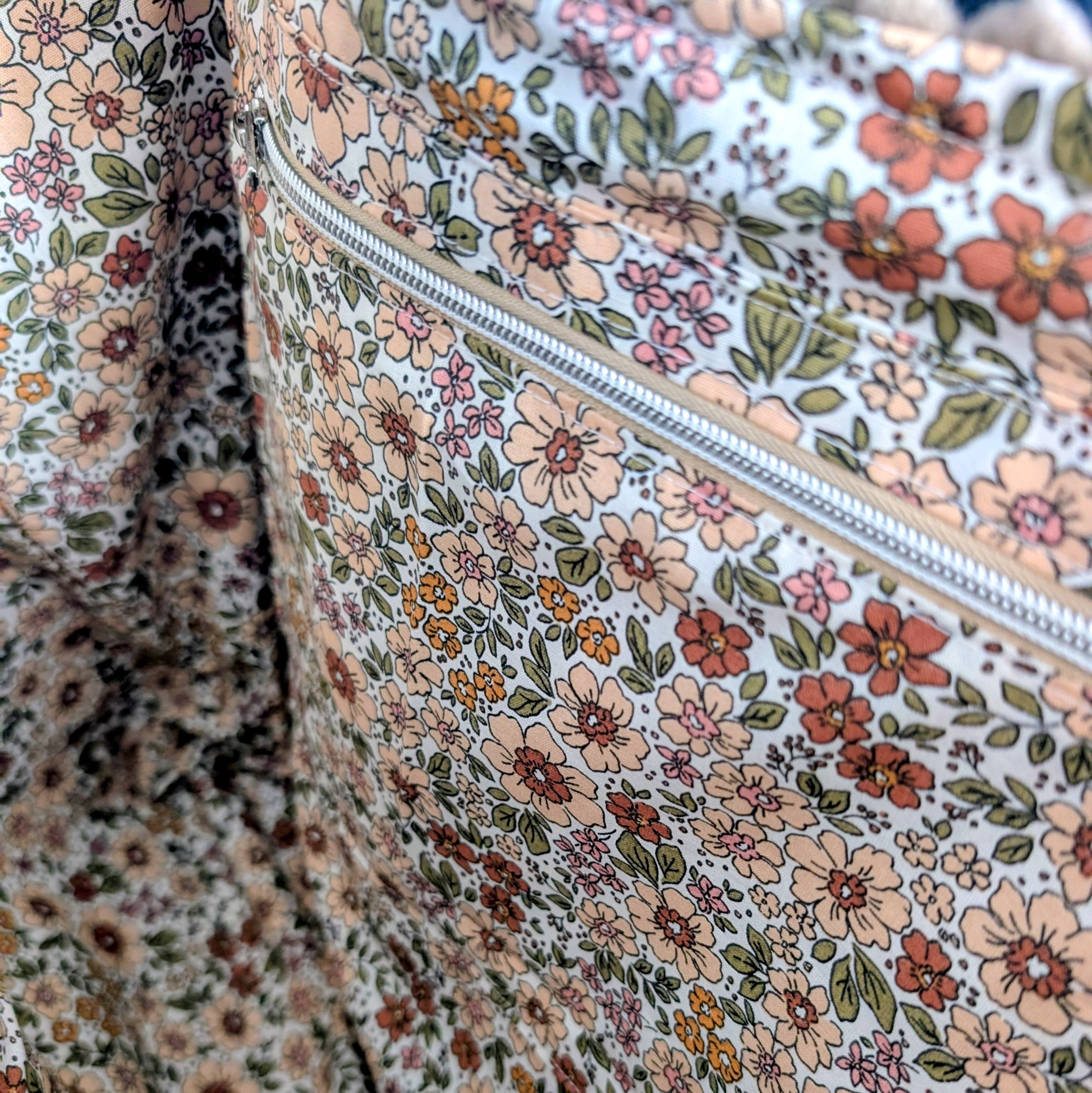 LOFT – Teddyplüsch Shopper in Cordoptik · Sand