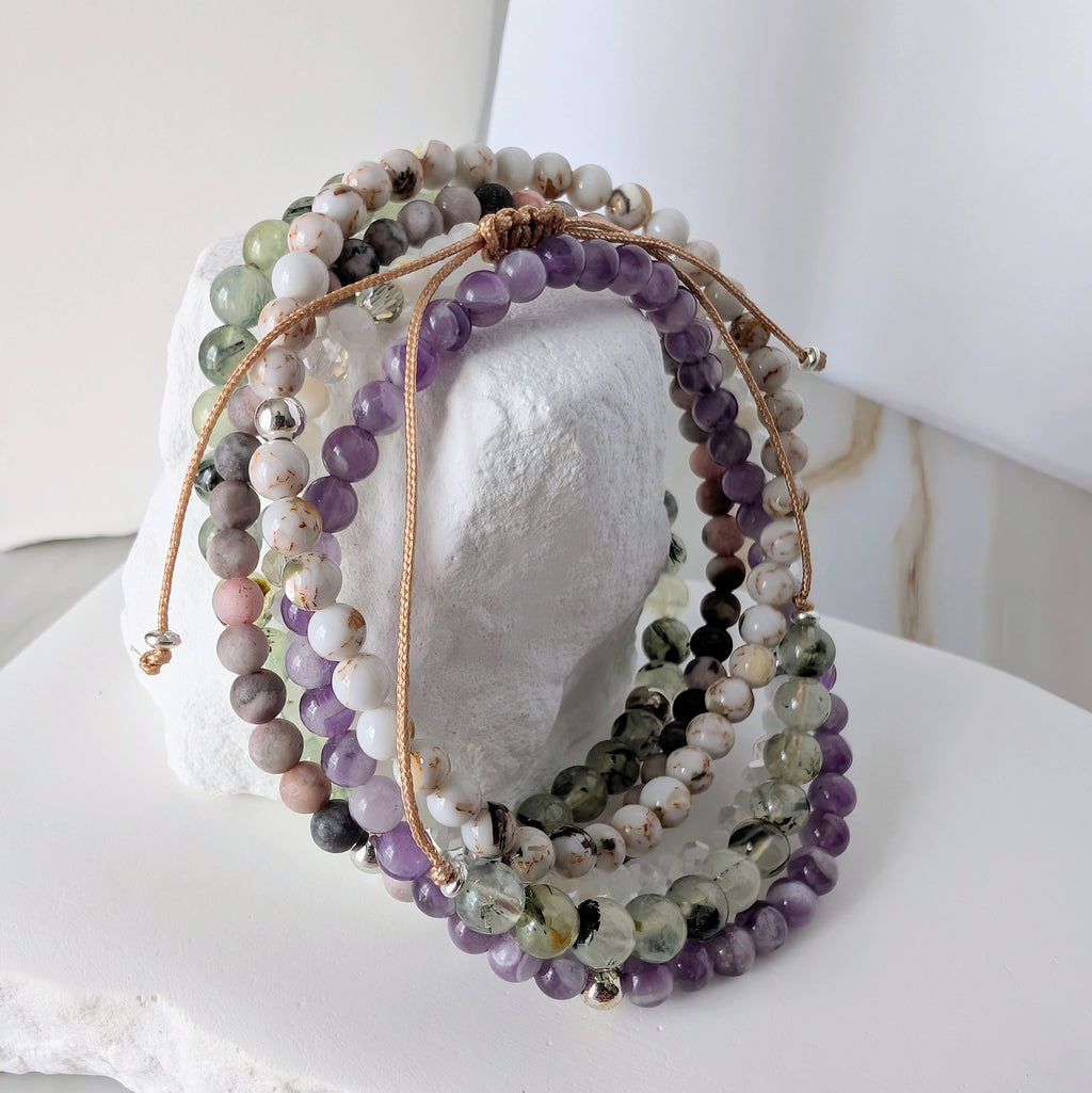 Mavie - Natursteinarmbandset