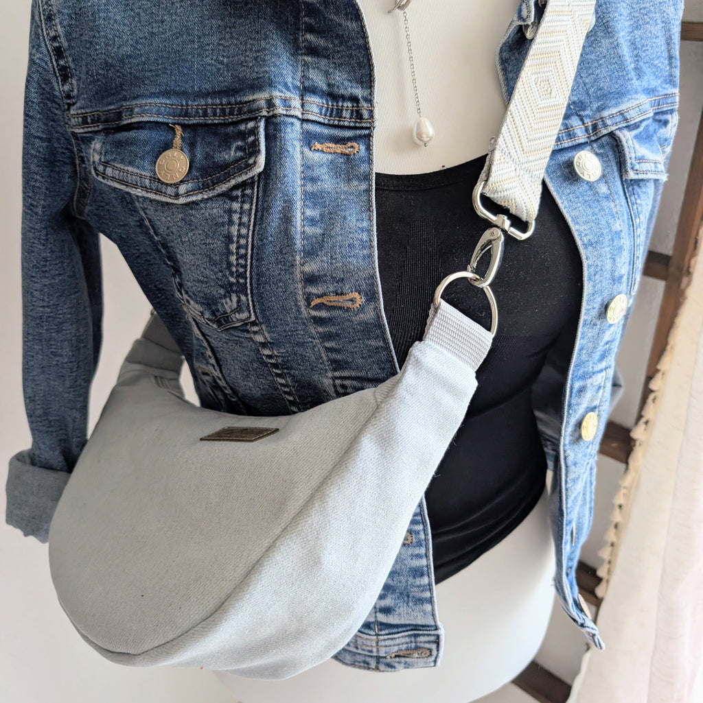 Moonbag